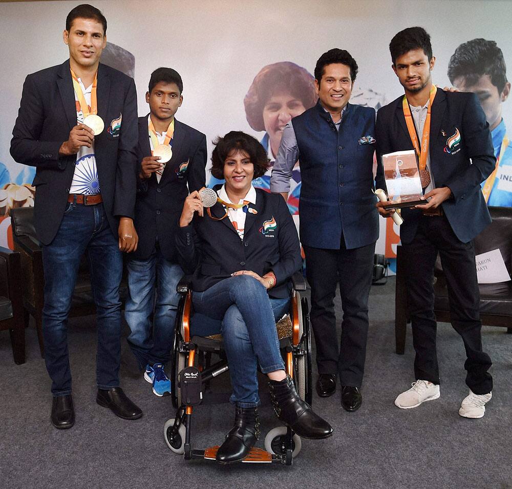 Sachin Tendulkar at a felicitation ceremony in Mumbai