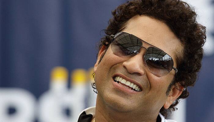 Motivation from God: Sachin Tendulkar fulfills &#039;Lala&#039; Virender Sewhag&#039;s wish