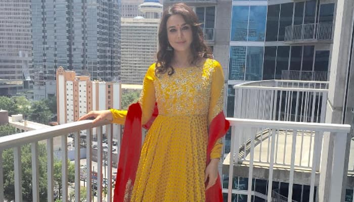 Durga Puja 2016: Preity Zinta is on cloud nine - Here&#039;s why