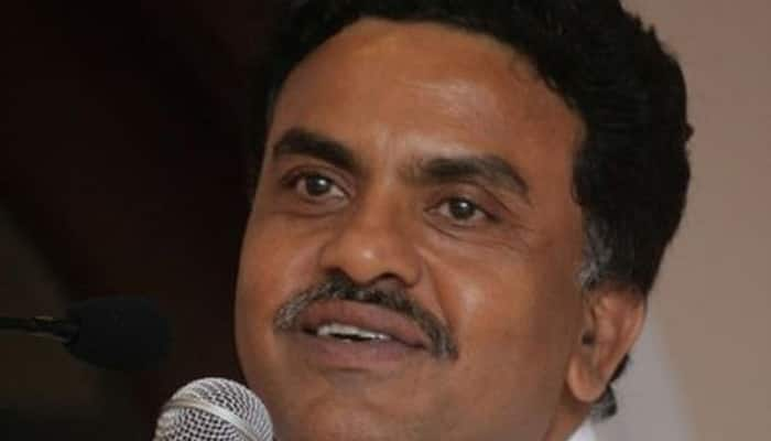 Sanjay Nirupam receives &#039;threat call&#039; from gangster Ravi Pujari; wife feels &#039;unsafe&#039; in India, writes to PM