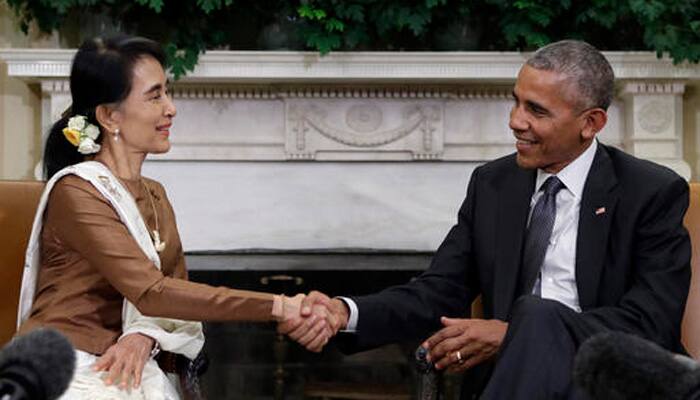 US President Barack Obama lifts economic sanctions on Myanmar