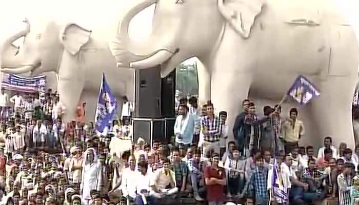 Stampede at BSP chief Mayawati&#039;s rally in Lucknow: What actually led to this unfortunate incident