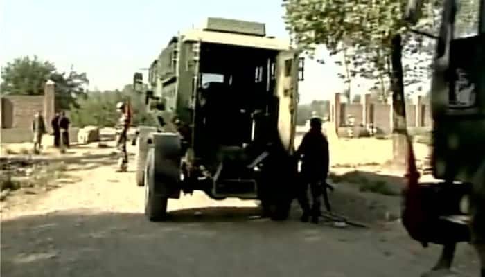 Pampore attack: Encounter underway in EDI building, 1 jawan injured; Army Chief briefs Manohar Parrikar