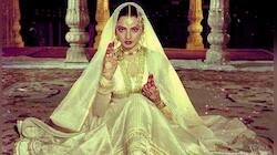 Bollywood's 'Umrao Jaan' Rekha turns 62! 