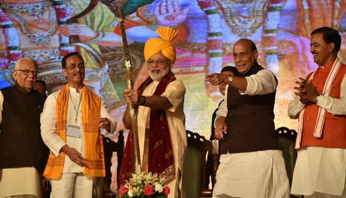 PM Modi talks on terrorism in Lucknow on Dussehra - Here&#039;s what he said