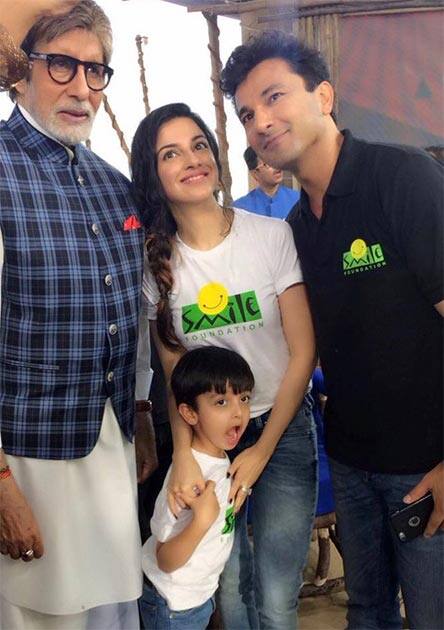 Twitter‏@iamDivyaKhosla