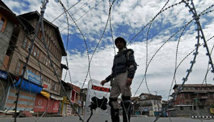 Curfew in interior areas of Srinagar continues for 97th day