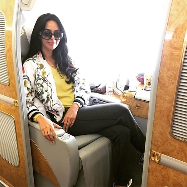 mallika sherawat :- On my way back home @emirates mallika sherawat :- On my way back home @emirates