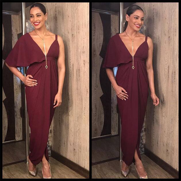 Dolled up in manikananda outfit - Bipasha Basu