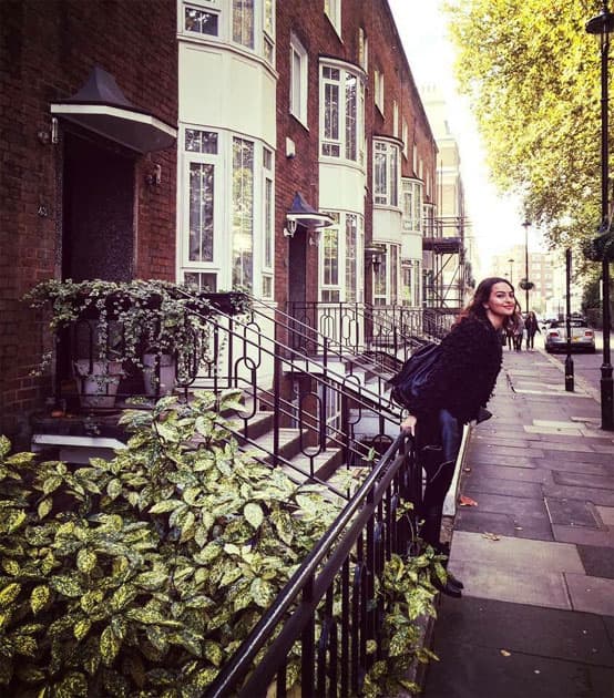 Lovely day in London!- Sonakshi Sinha