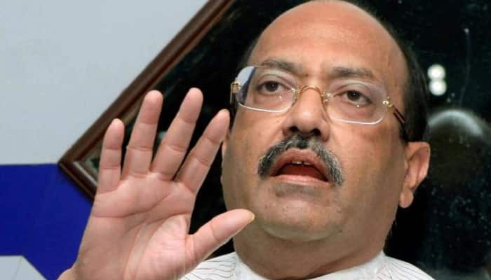This is what Amar Singh did in Kolkata while Samajwadi Party&#039;s first family fought in Lucknow