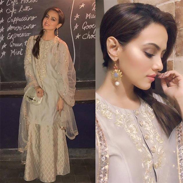 Instagram/sanakhaan21 Instagram/sanakhaan21
