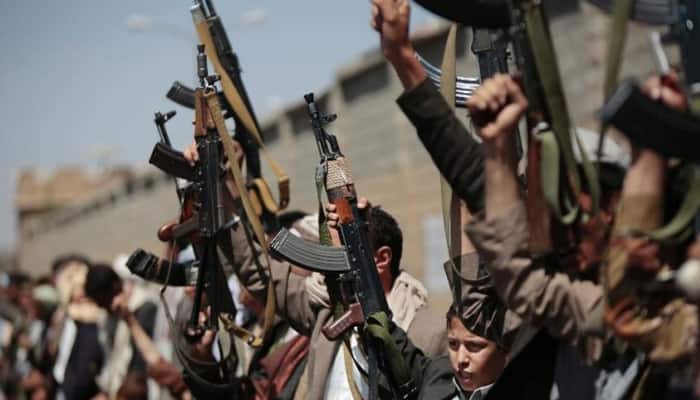 Saudi-led coalition air strikes kill at least 10 Yemen civilians