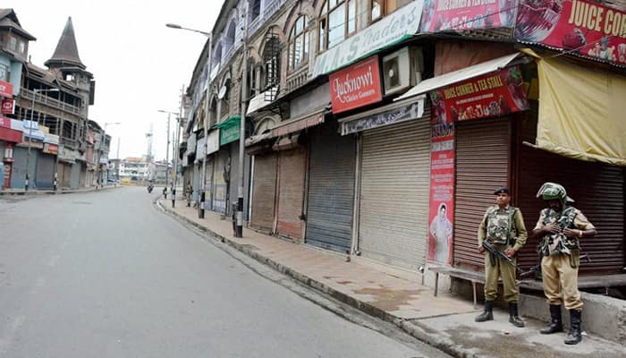 Kashmir separatists set on fire over two dozen schools; police ordered to take action