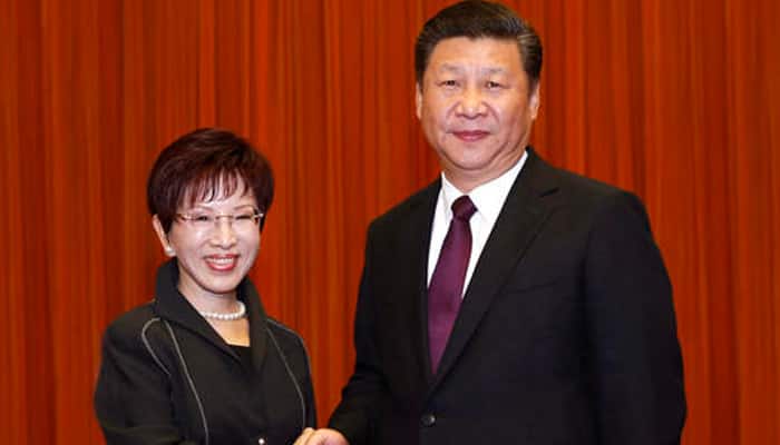 Xi Jinping meets Taiwan opposition leader, stresses `One China`