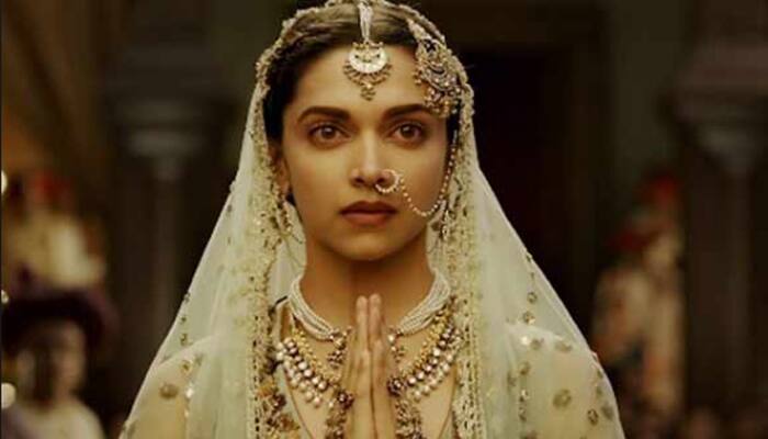 Sanjay Leela Bhansali&#039;s magnum opus &#039;Padmavati&#039; shooting begins!