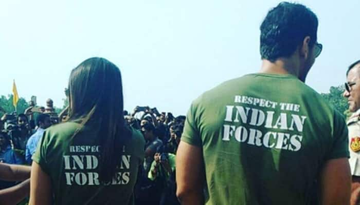 &#039;Force 2&#039; promotions: Sonakshi Sinha, John Abraham pay tribute to soldiers at India Gate