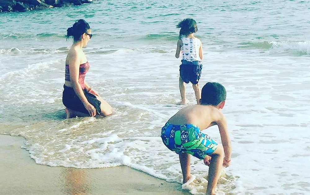 Manyata Dutt holidays in Srilanka with her kids