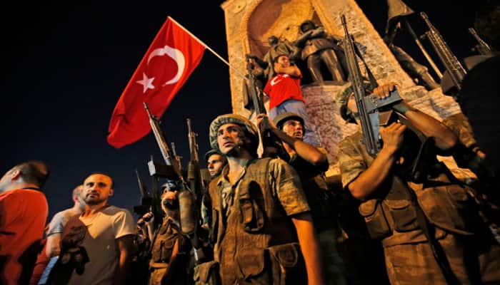 Turkey&#039;s military intensifies strikes, hit 71 ISIS targets in northern Syria
