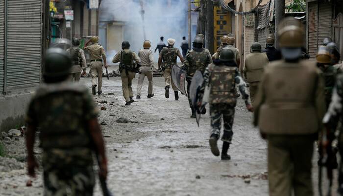 Fresh violence triggers in Srinagar after teen&#039;s death, security forces deployed in strength