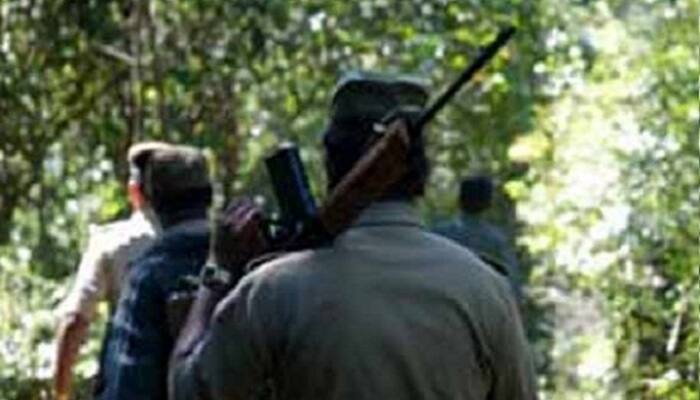 Policeman killed by suspected Naxals in Chhattisgarh