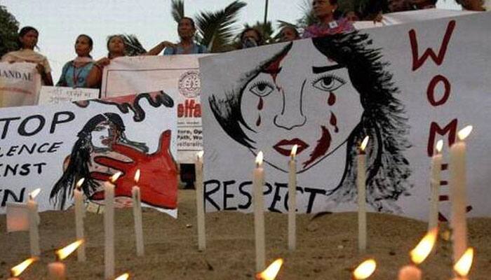 Lawless Uttar Pradesh! Lady constables raped; police officer, 2 others booked