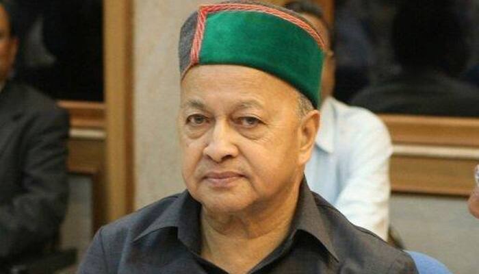 Himachal Pradesh CM Virbhadra Singh dedicates state&#039;s tallest flag at Hamirpur