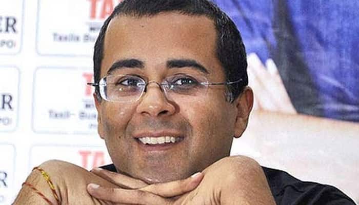 Chetan Bhagat demands good execution of demonetisation move, says 'don't use patriotism as excuse for bad operations'