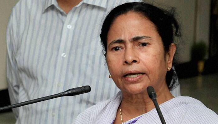Foes turn friends: Ready to work with CPM to save nation, says Mamata Banerjee on demonetisation