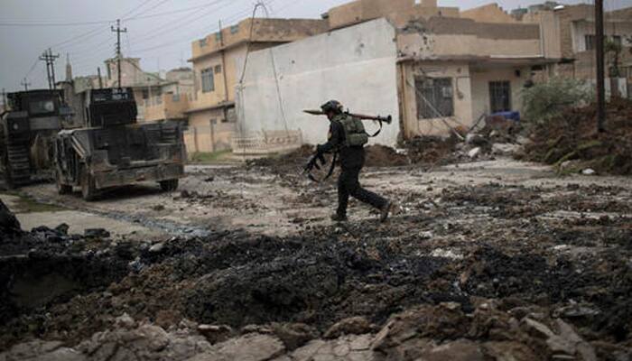 Islamic State killed 300 former policemen south of Mosul: HRW