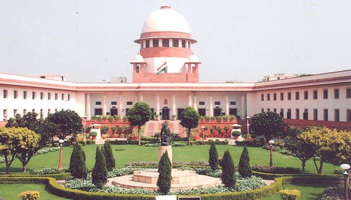 SC issues notice to Centre over black magic murder by Asaram, son