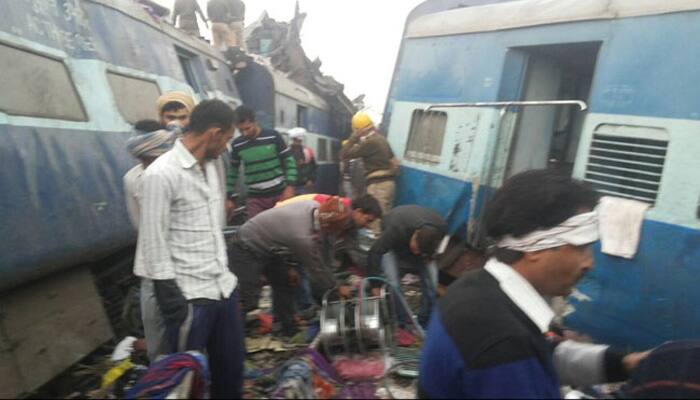 Patna-Indore Express derails near Pukhrayan in Kanpur; 63 dead, over 150 injured, probe ordered