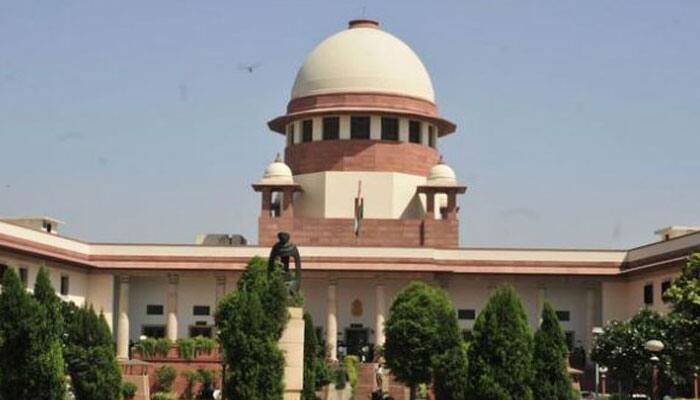 Demonetisation: SC to hear Centre&#039;s plea on transferring cases Wednesday