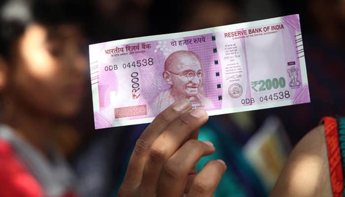 1 held with fake Rs 2k notes, over Rs 4 lakh seized in raid