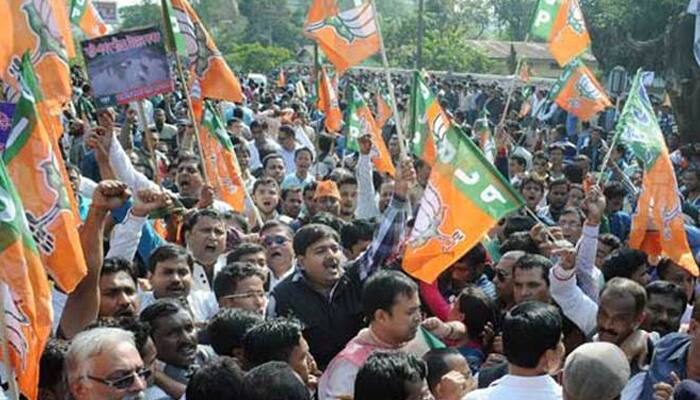Hundreds of Delhi BJP workers protests against Arvind Kejriwal 