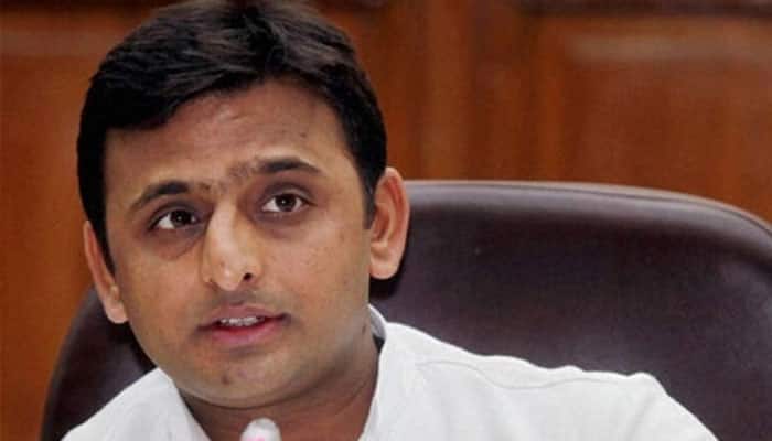 Akhilesh Yadav suspends SP, SHO after video of policeman latchicharging people outside bank goes viral