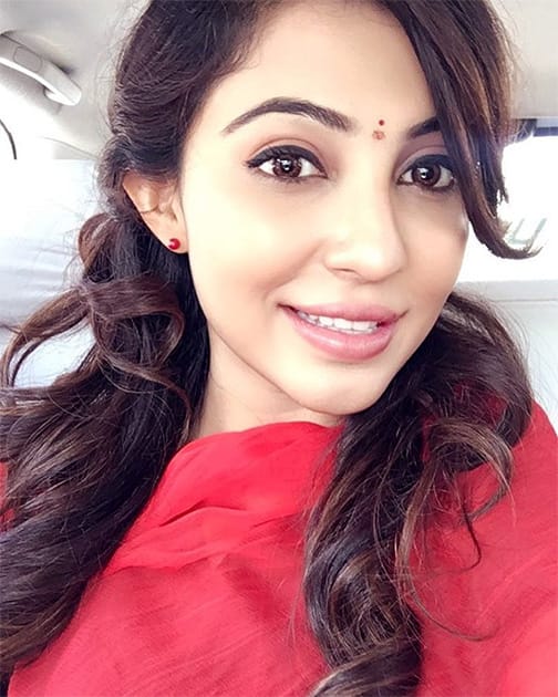 Instagram/paro_nair