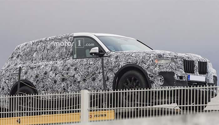 BMW’s flagship SUV X7 spied for the first time