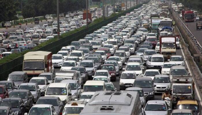 Demonetisation: New vehicles to have digital tag for toll payments