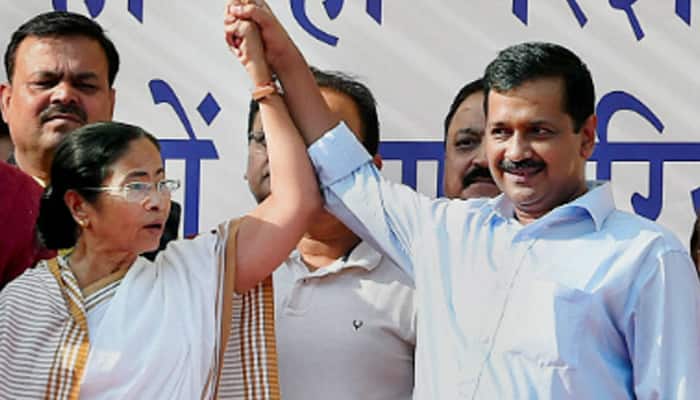 Complaint against Arvind Kejriwal, Mamata Banerjee for demonetisation protest