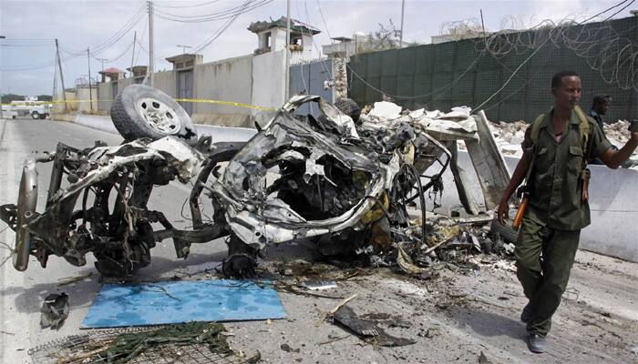 Dozens feared dead in Mogadishu car bomb