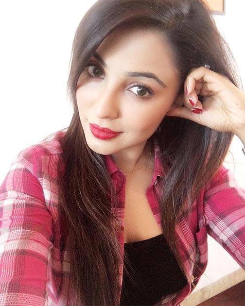 Instagram/paro_nair