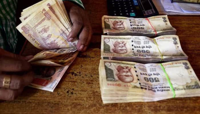 Demonetisation: I-T dept will not ask for source of bank deposits