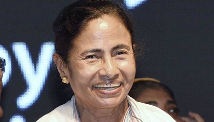 Trinamool MP compares Mamata to Indira Gandhi, says her photo should be hung in every household