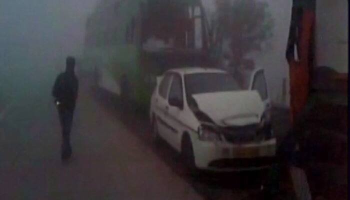 12 cars ram into each other at Yamuna Expressway; 1 killed, 10 injured