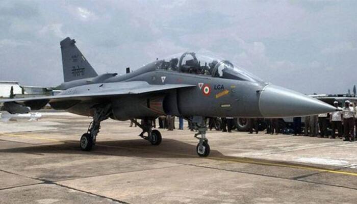 &#039;Overweight&#039; Tejas won&#039;t be deployed on aircraft carriers: Navy Chief