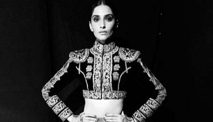 Sonam Kapoor looks ravishing in Shantanu &amp; Nikhil design!