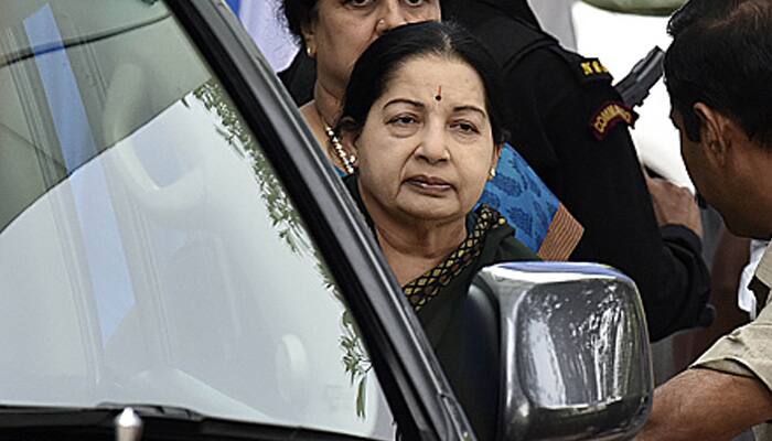 Jayalalithaa&#039;s health condition: US Consulate issues &#039;emergency message&#039; for American citizens