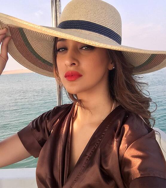 Instagram/iamraailaxmi Instagram/iamraailaxmi