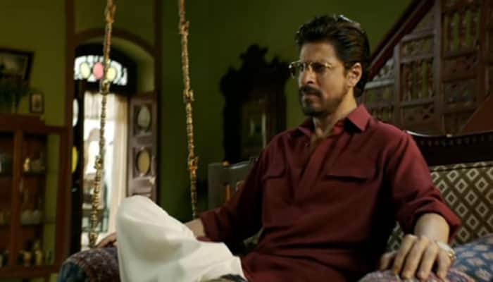 Shah Rukh Khan in and as &#039;Raees&#039; trailer will give you goosebumps! 